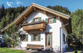 Отель Holiday Home Neukirchen am Grossven. with a Fireplace 06  Нойкирхен-Ам-Гросфенедигер